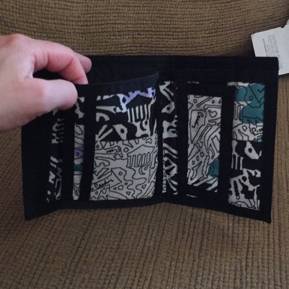 Wallet - Picture 2 of 4